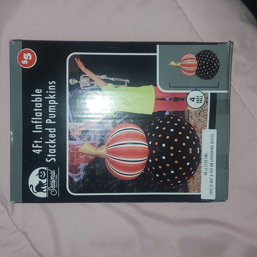 4in Inflatable stacked pumpkins
